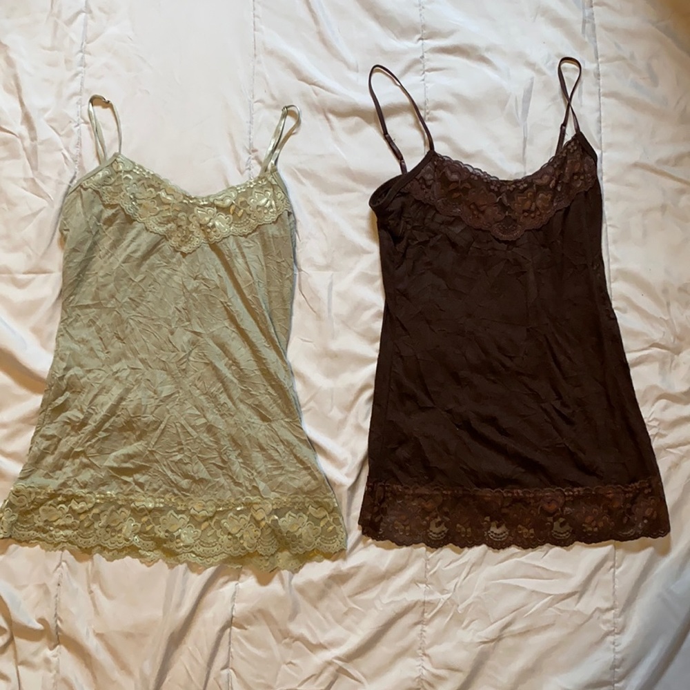2 Medium Maurices Lace Camis with Adjustable Straps